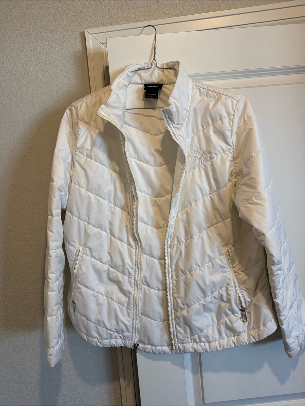 The North Face Women’s White Quilted Puffer Jacket
